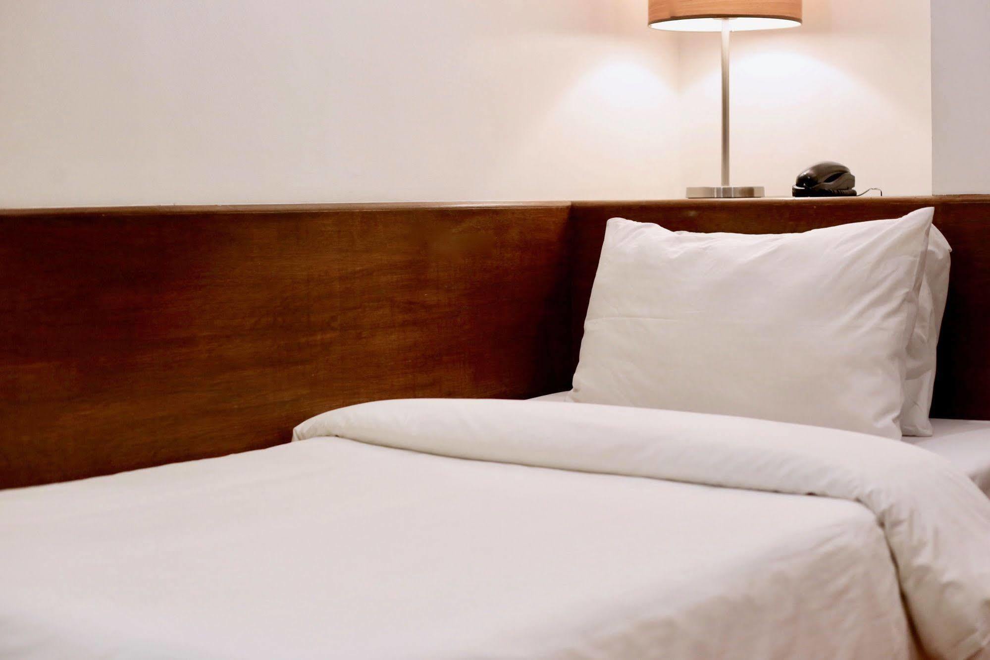 Hotel Durban Makati City Zewnętrze zdjęcie