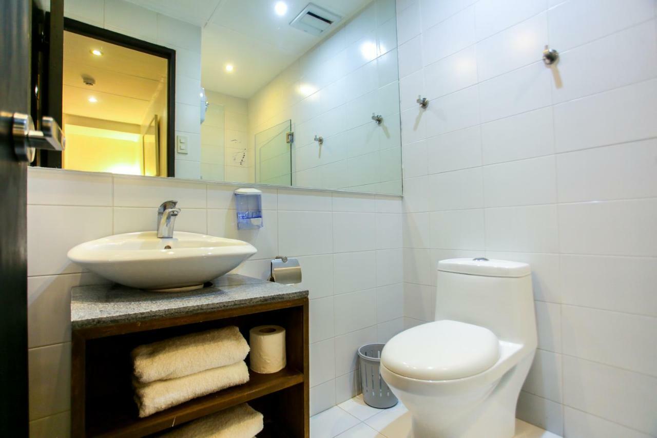 Hotel Durban Makati City Zewnętrze zdjęcie